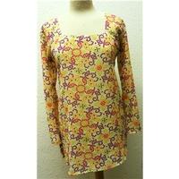 womens top unbranded size m multi colored long sleeved shirt