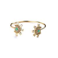 Women\'s Cuff Bracelet Jewelry Friendship Fashion Alloy Geometric Gold Jewelry For Wedding Anniversary 1pc