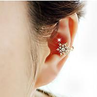 Woman\'s Fashion Gold Plated Beautiful Snowflake Crystal Single Ear Clip Earrings 1pc
