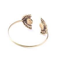Women\'s Cuff Bracelet Jewelry Friendship Fashion Alloy Geometric White Jewelry For Wedding Anniversary 1pc