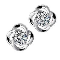 Wooker Stud Earring Female Hypoallergenic 925 Silver Flash Lucky Four Leaf Earrings Silver Jewelry