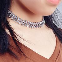 Women\'s Crystal Alloy Leaf Pattern Short Necklace Fashion Zircon Choker Basic Silver Jewelry For Wedding Party Halloween Birthday