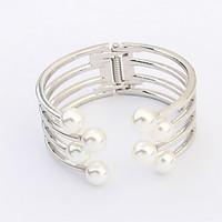 Women\'s Cuff Bracelet Jewelry Fashion Pearl Alloy Irregular Jewelry For Party Special Occasion Gift 1pc