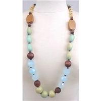 Wood & plastic bead necklace