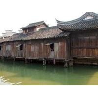 Wuzhen Dahong Inn