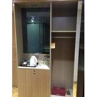 Yake Hotel
