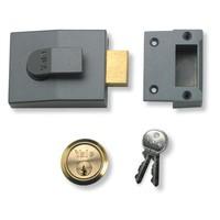 yale 82 series deadbolt nightlatch escutcheon