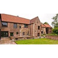 YHA Beverley Friary - Hostel