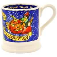 YIC Halloween Scene 2016 1/2 Pint Mug