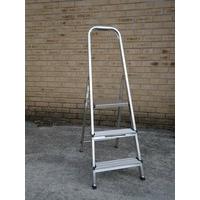 Youngman 3 Tread Atlas Trade Light Weight Aluminium Platform Step Ladder