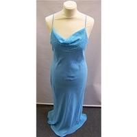 yue london size m blue full length dress