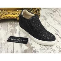 yvonne textured glitter detailed wedge black