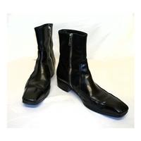 Yves Saint Laurent - Size: 7.5 - Black - Chelsea / ankle boots