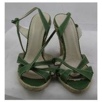 Zara, size 5/38 green wedge heeled sandals