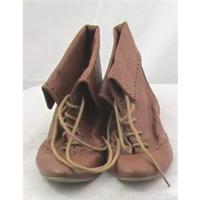 Zara TRF, size 3.5/36 tan lace up ankle boots