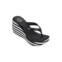 Zaxy Black Compensed Flip flops Lipstick V Plat