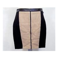 zara size m black knee length skirt