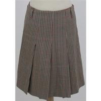 zara size 8 brown and red pleated hounds tooth checked skirt
