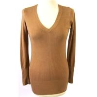 zara size s brown jumper