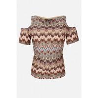 ZIG ZAG LACE COLD SHOULDER TEE